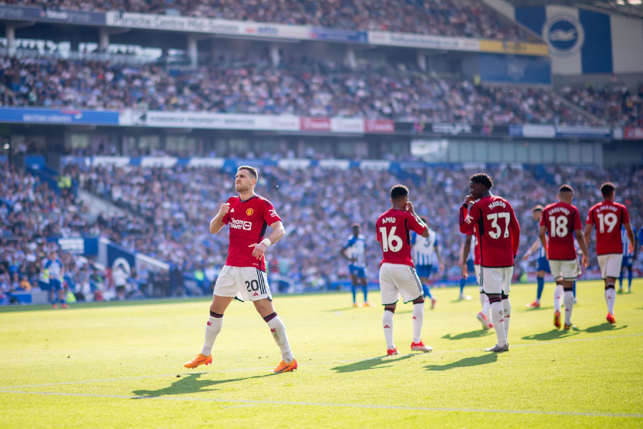 此次巴黎迎 此次巴黎迎